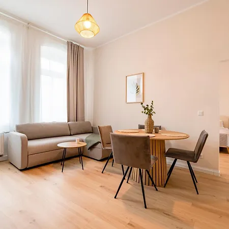 Altstadt-modern-zentral-parkplatz-wlan Apartment Erfurt